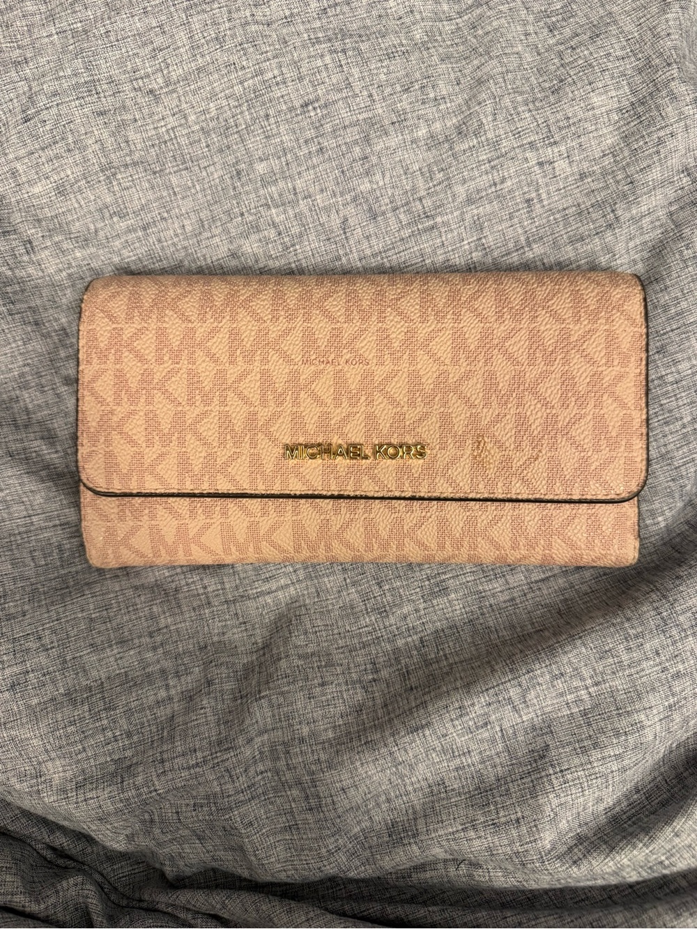 Michael Kors Blush Signature Continental Wallet with Gold Logo